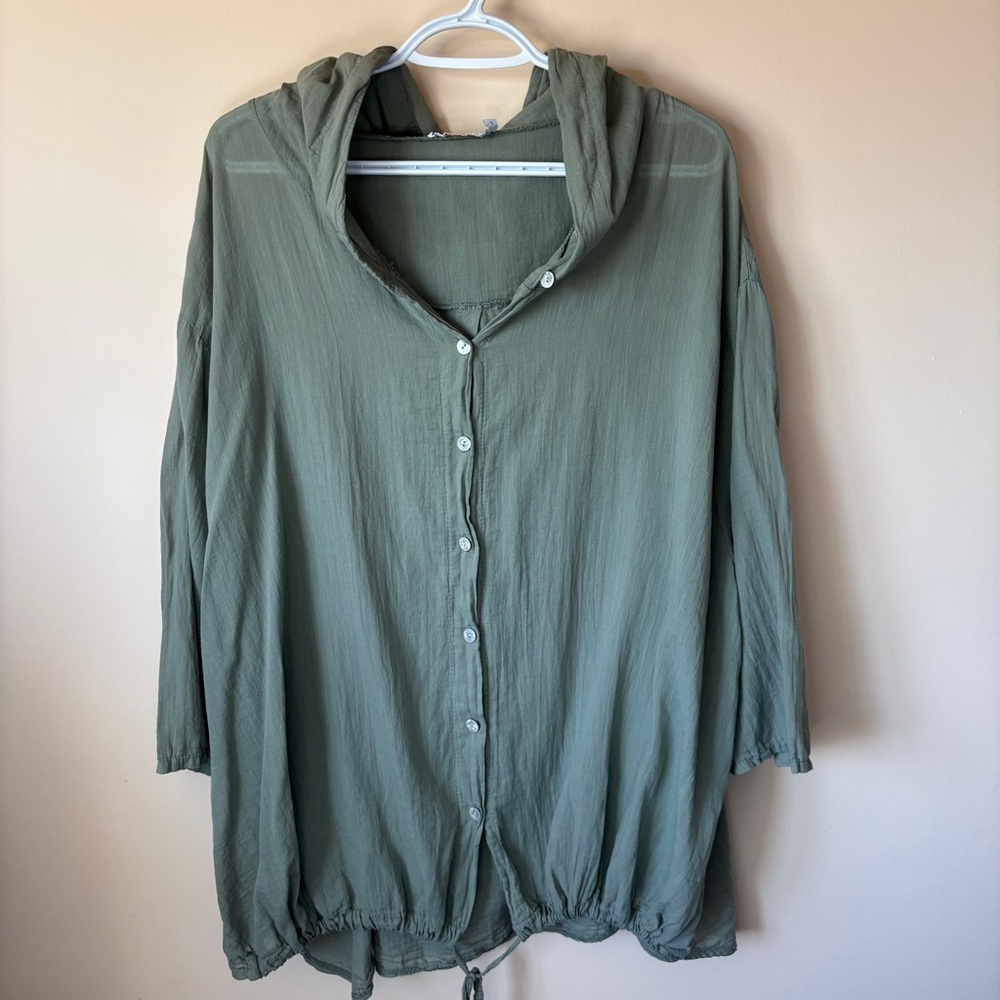 Me & Gee Women’s Linen Made in Italy Olive Green Button-Up Tunic Shirt